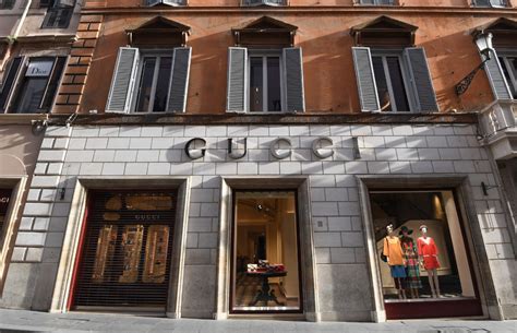 negozio gucci roma saldi|negozio gucci.